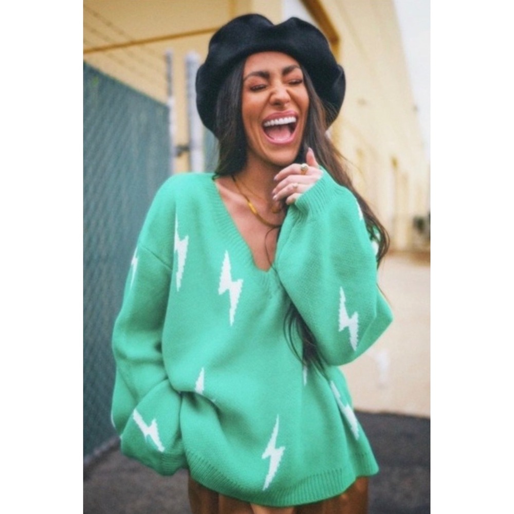 Lala Green Lightning Bolt V-Neck Oversized Sweater Medium Split Hem Knit